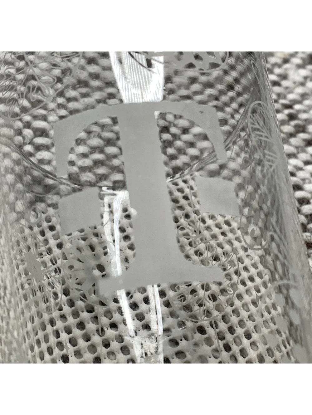 T-Mobile Branded Glasses Set with Etched Logo and‎ Decorative Pattern